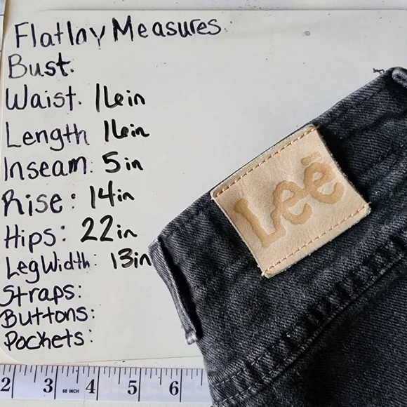 Vintage Lee High Waisted Cut Off Denim Shorts Black Size 32 - Picture 5 of 5